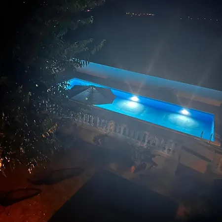 Maison d'hôtes Schoenes Mit Pool Biograd Na Moru