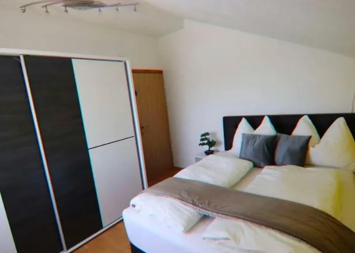 Schoenes Mit Pool Biograd Na Moru