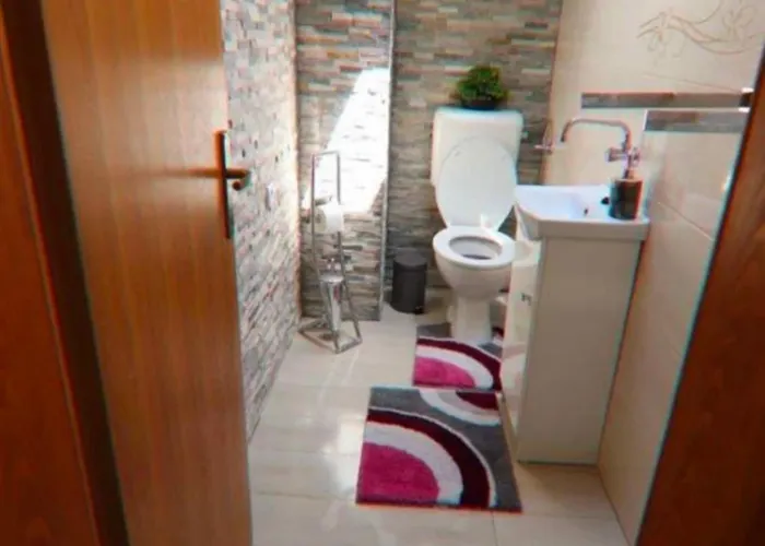 Schoenes Mit Pool Biograd Na Moru