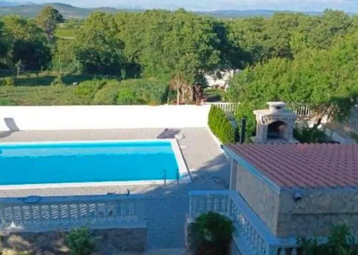 Schoenes Mit Pool * Biograd Na Moru