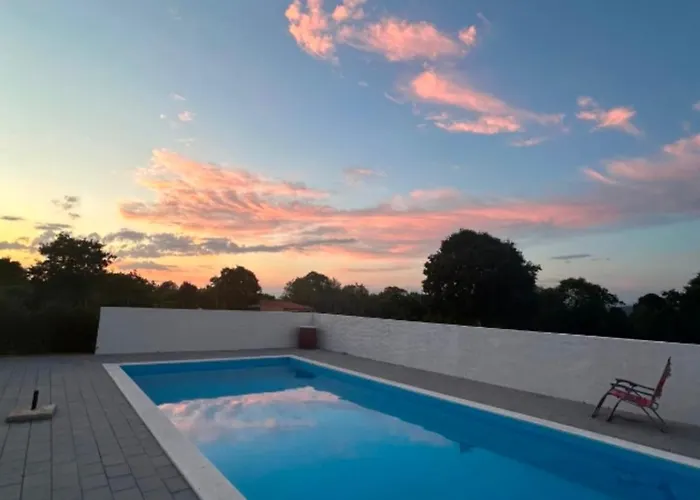 Schoenes Mit Pool