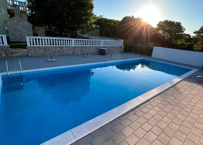 Schoenes Mit Pool *